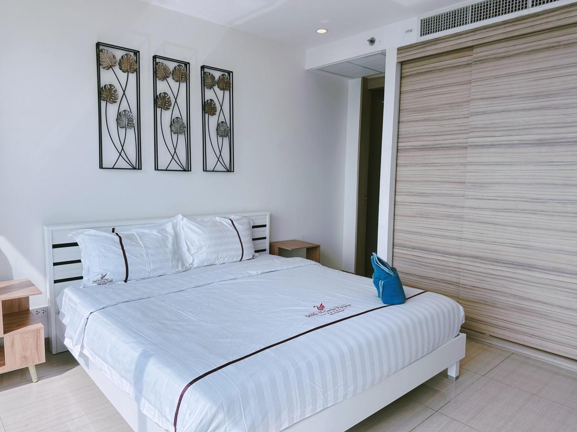 Riviera Jomtien By Daisy Pattaya 2 Lägenhet Exteriör bild