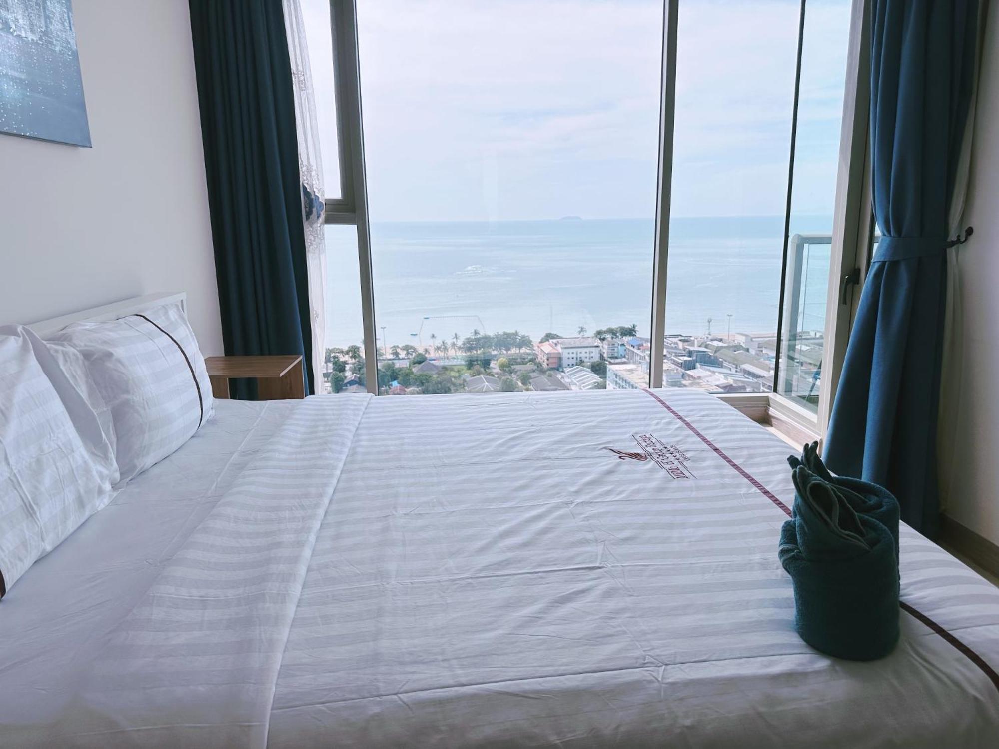 Riviera Jomtien By Daisy Pattaya 2 Lägenhet Exteriör bild